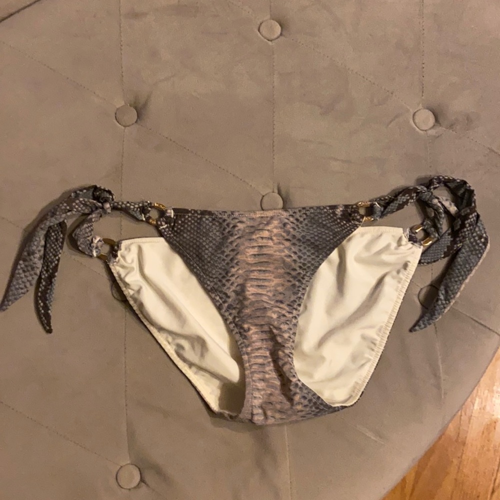 Despi bikini bottoms